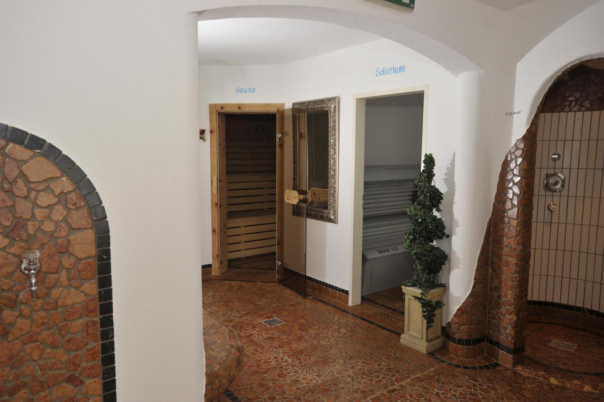 ホテル Waldhof ゲルロス エクステリア 写真