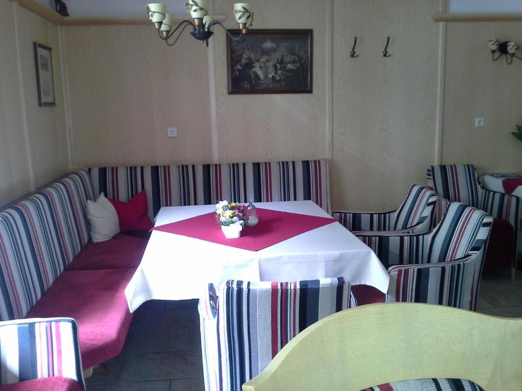 ホテル Waldhof ゲルロス エクステリア 写真