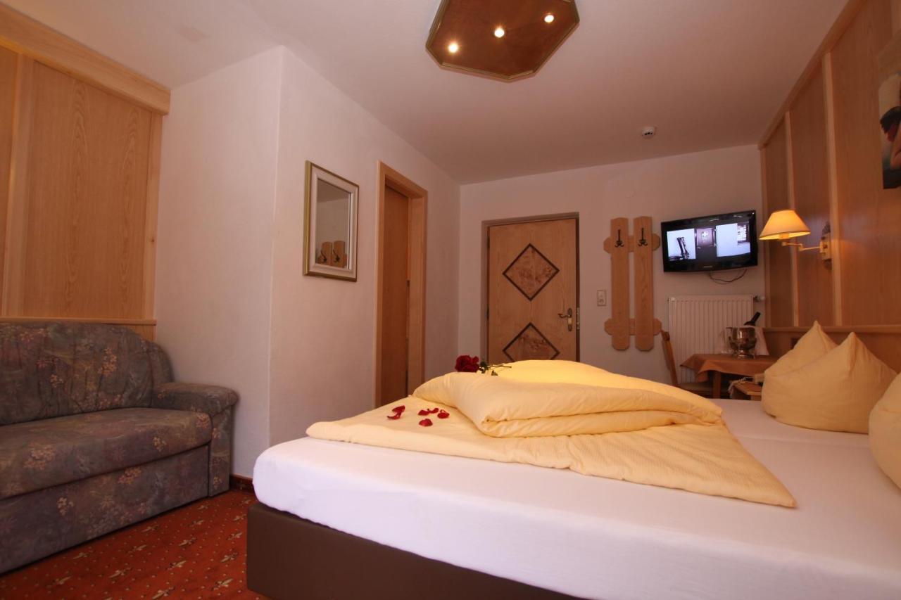 ホテル Waldhof ゲルロス 部屋 写真